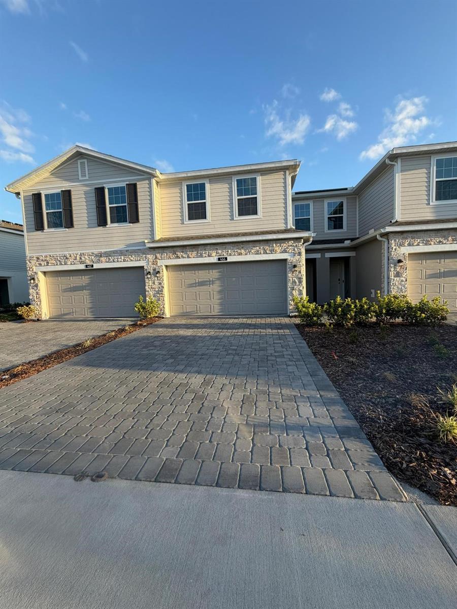 Photo of 466 THOMPSON VILLAGE AVENUE APOPKA FL 32703