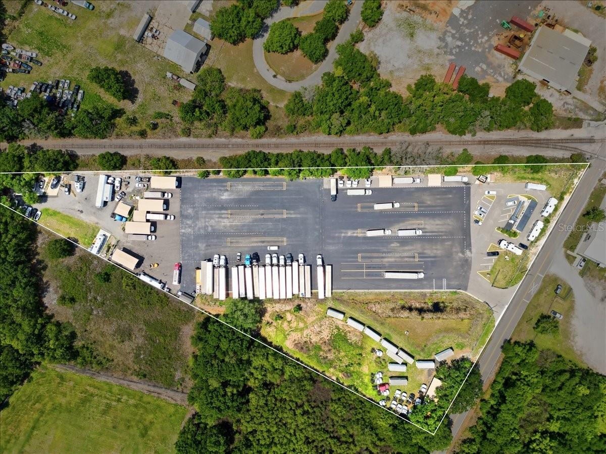 Photo of 100 S AIRPORT ROAD LAKE WALES FL 33859