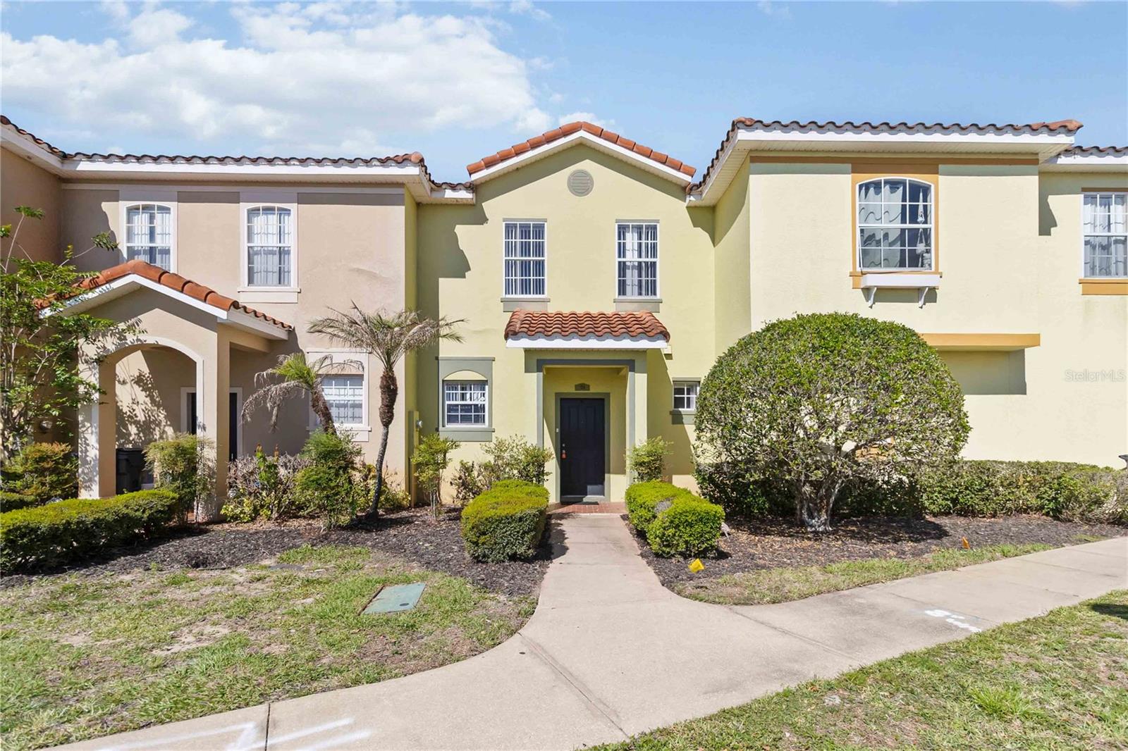 Photo of 214 MONROE CIRCLE DAVENPORT FL 33896
