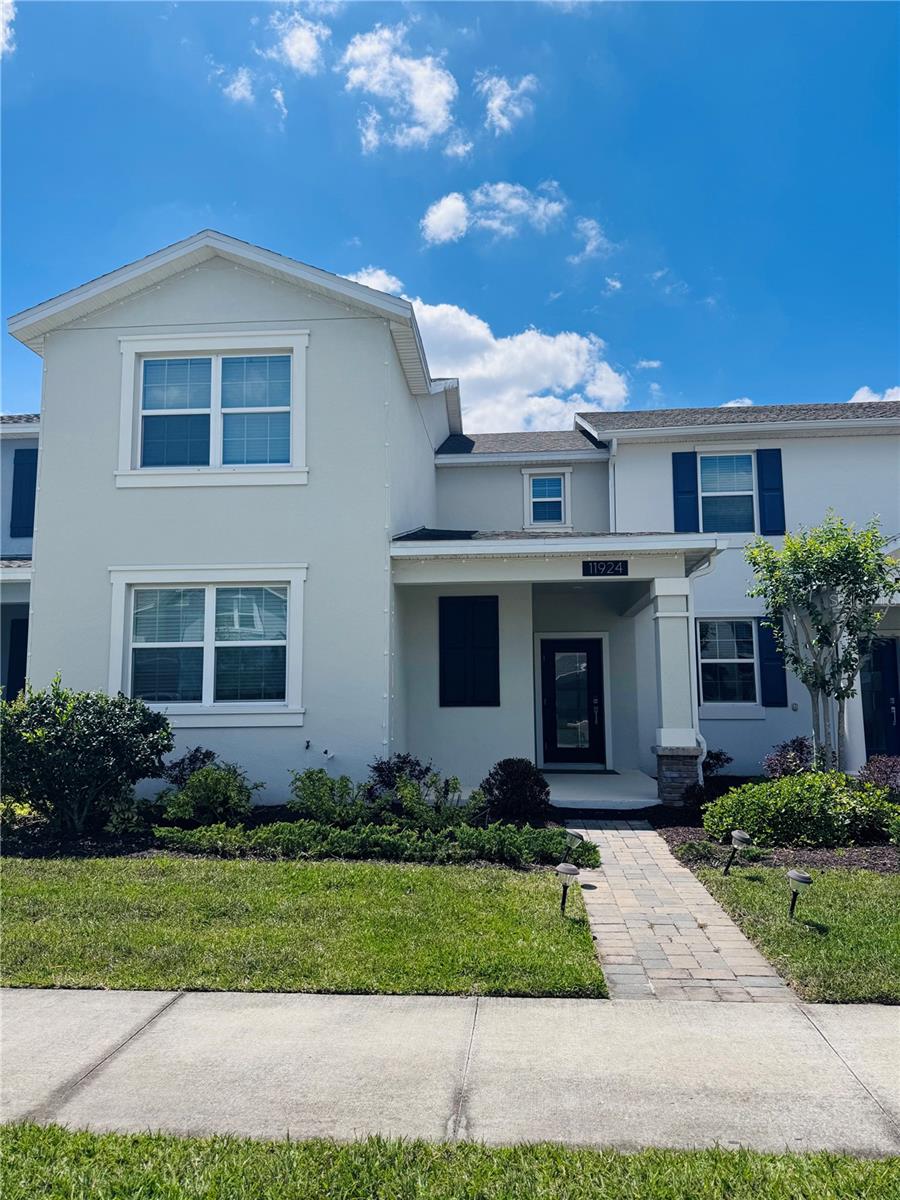 Photo of 11924 BOLDFACE DRIVE ORLANDO FL 32832