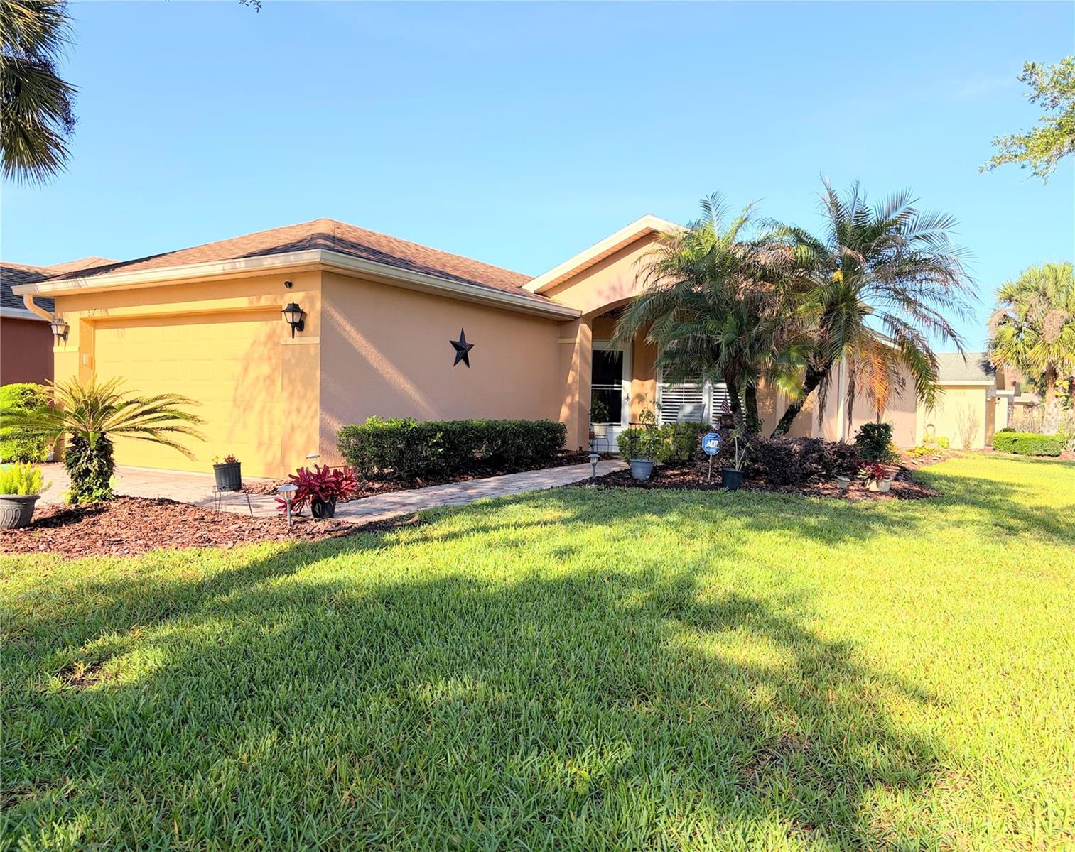 Photo of 537 GRAND CANAL DRIVE POINCIANA FL 34759