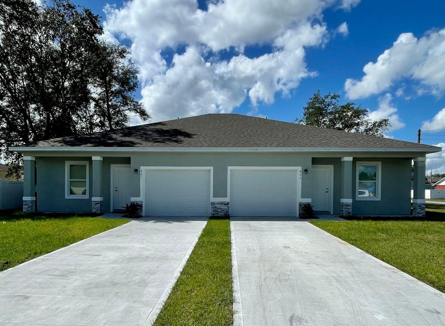 Photo of 407 BEDLINGTON COURT KISSIMMEE FL 34758
