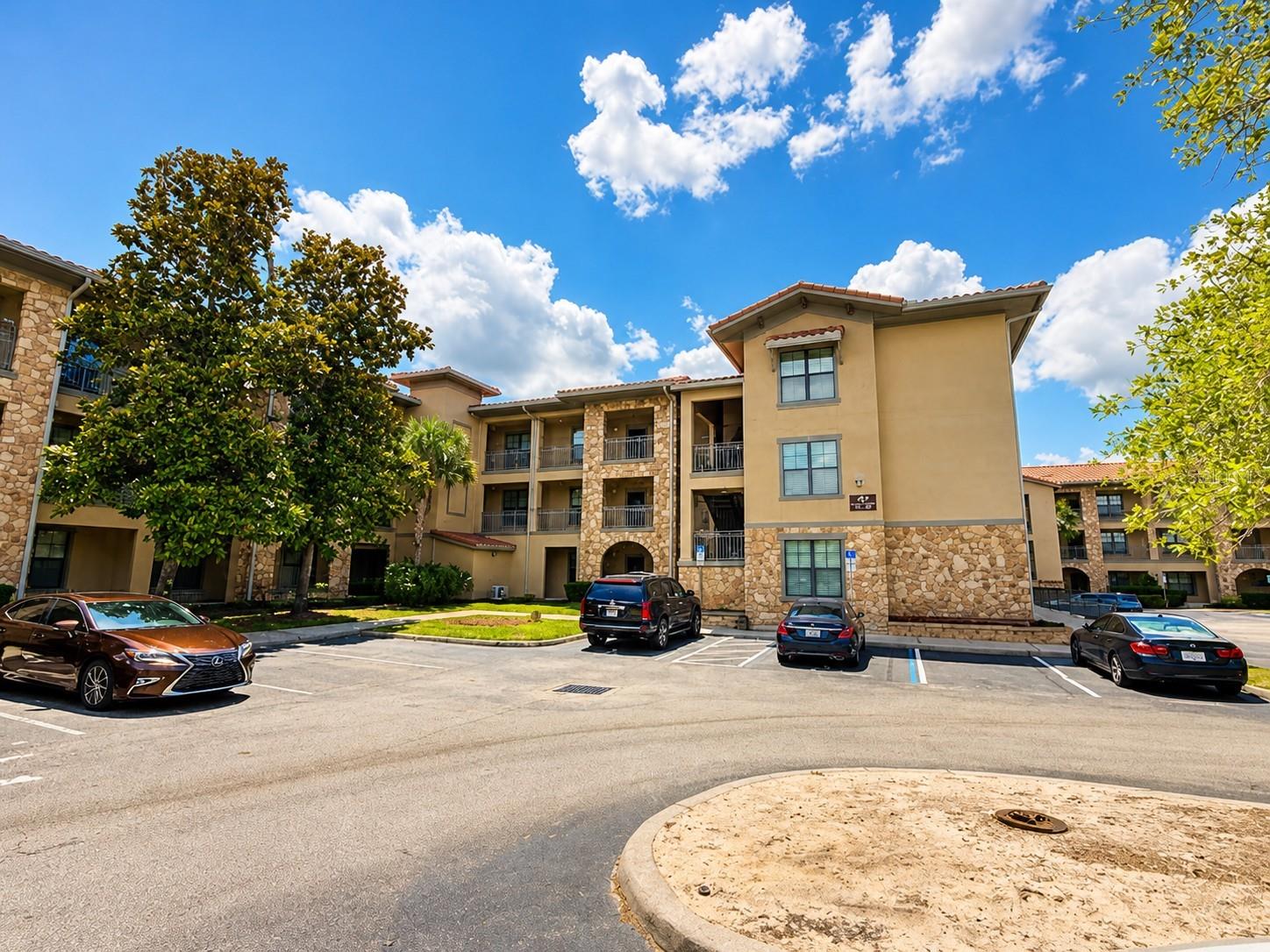 Photo of 907 CHARO PARKWAY #915 DAVENPORT FL 33897