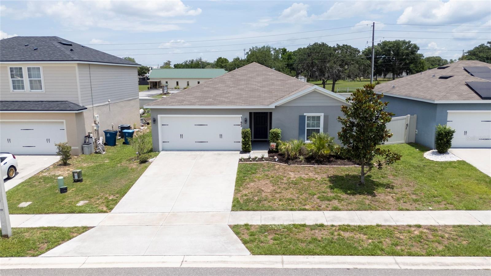 Photo of 145 SILVER MAPLE BEND DAVENPORT FL 33837