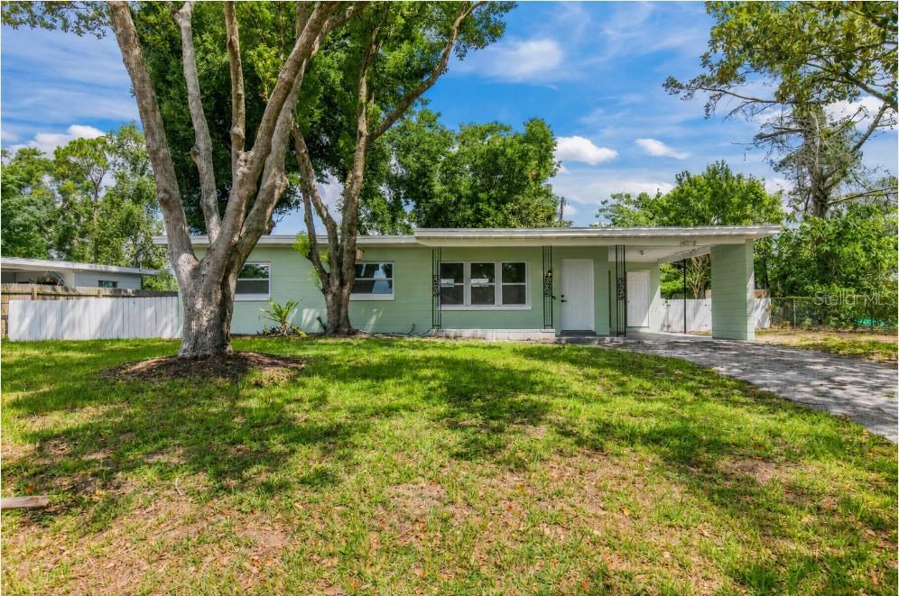 Photo of 1435 EDEN DRIVE APOPKA FL 32703