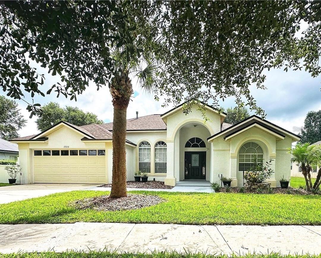 Photo of 16016 BLOSSOM HILL LOOP CLERMONT FL 34714