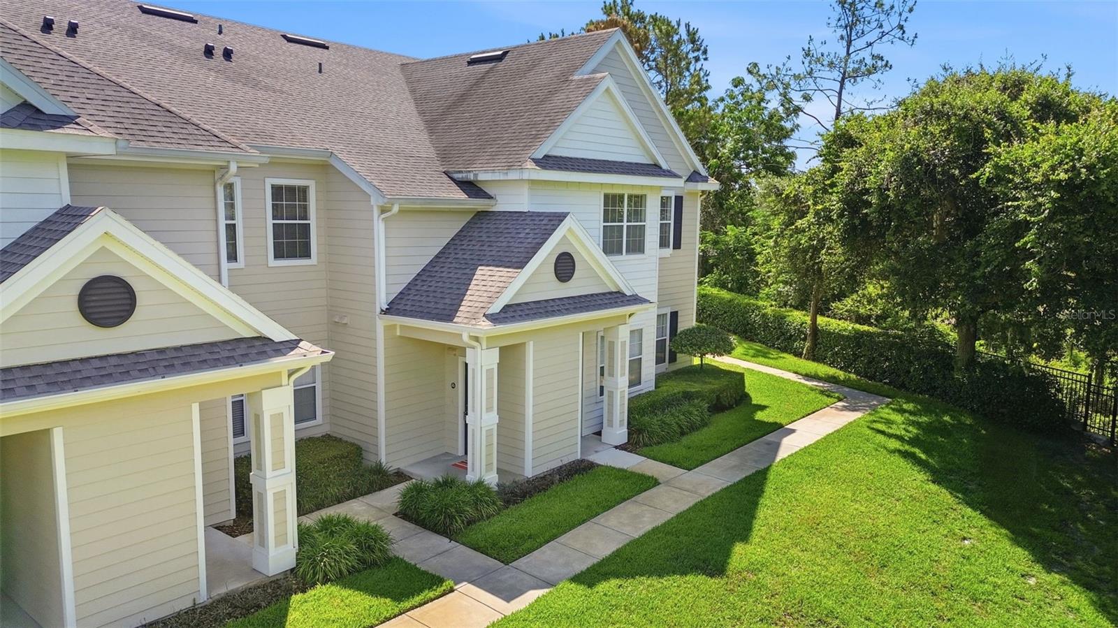 Photo of 330 SOUTHERN PECAN CIRCLE #205 WINTER GARDEN FL 34787