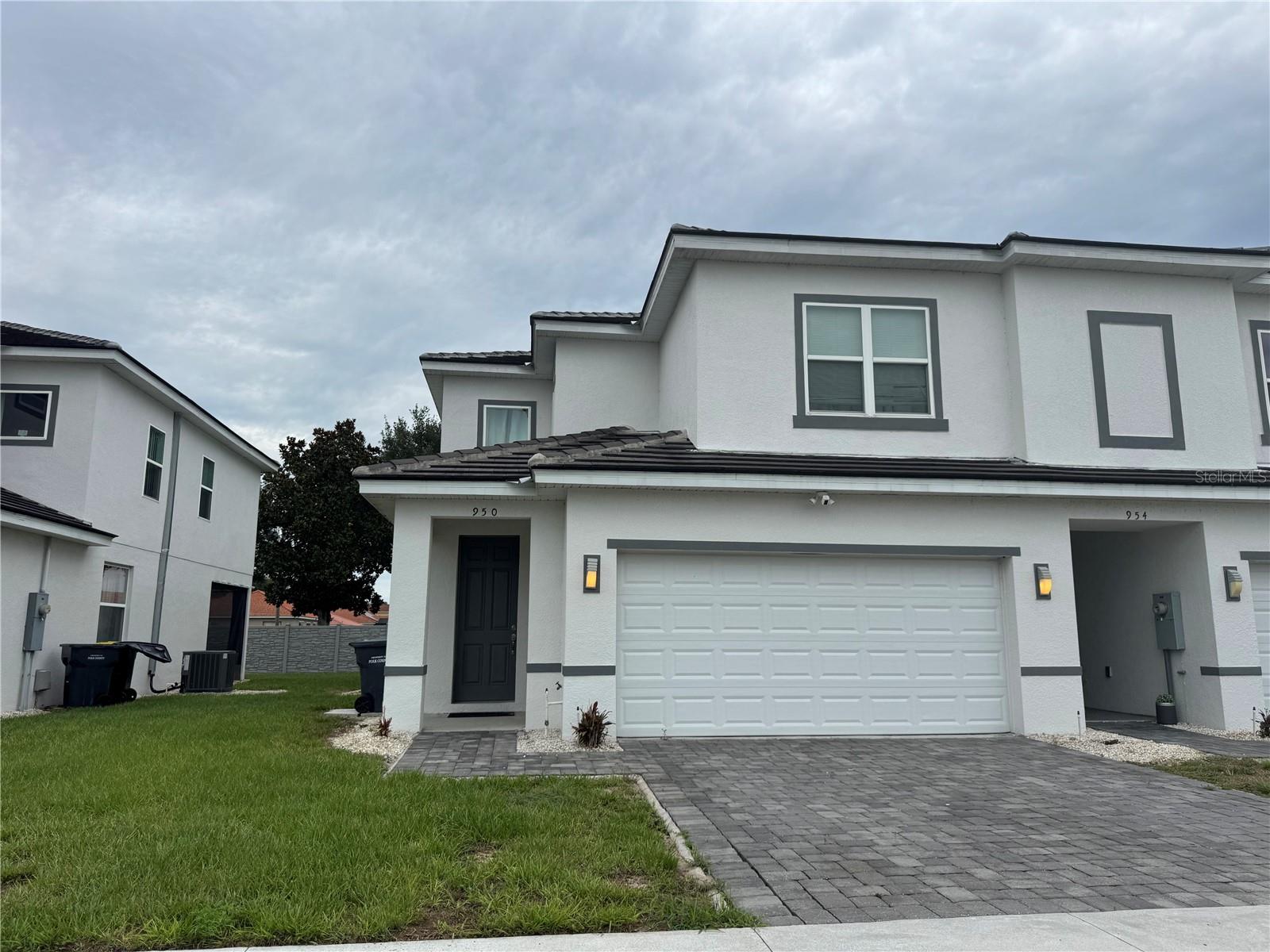 Photo of 950 CENTAURY DRIVE KISSIMMEE FL 34759
