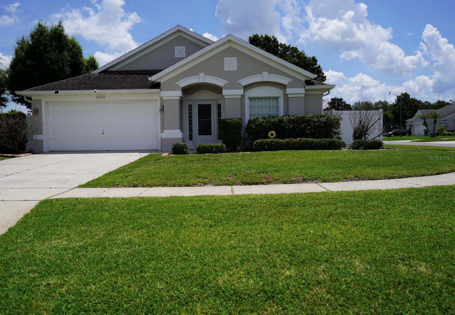 Photo of 3244 HERONS POINT CIRCLE KISSIMMEE FL 34741