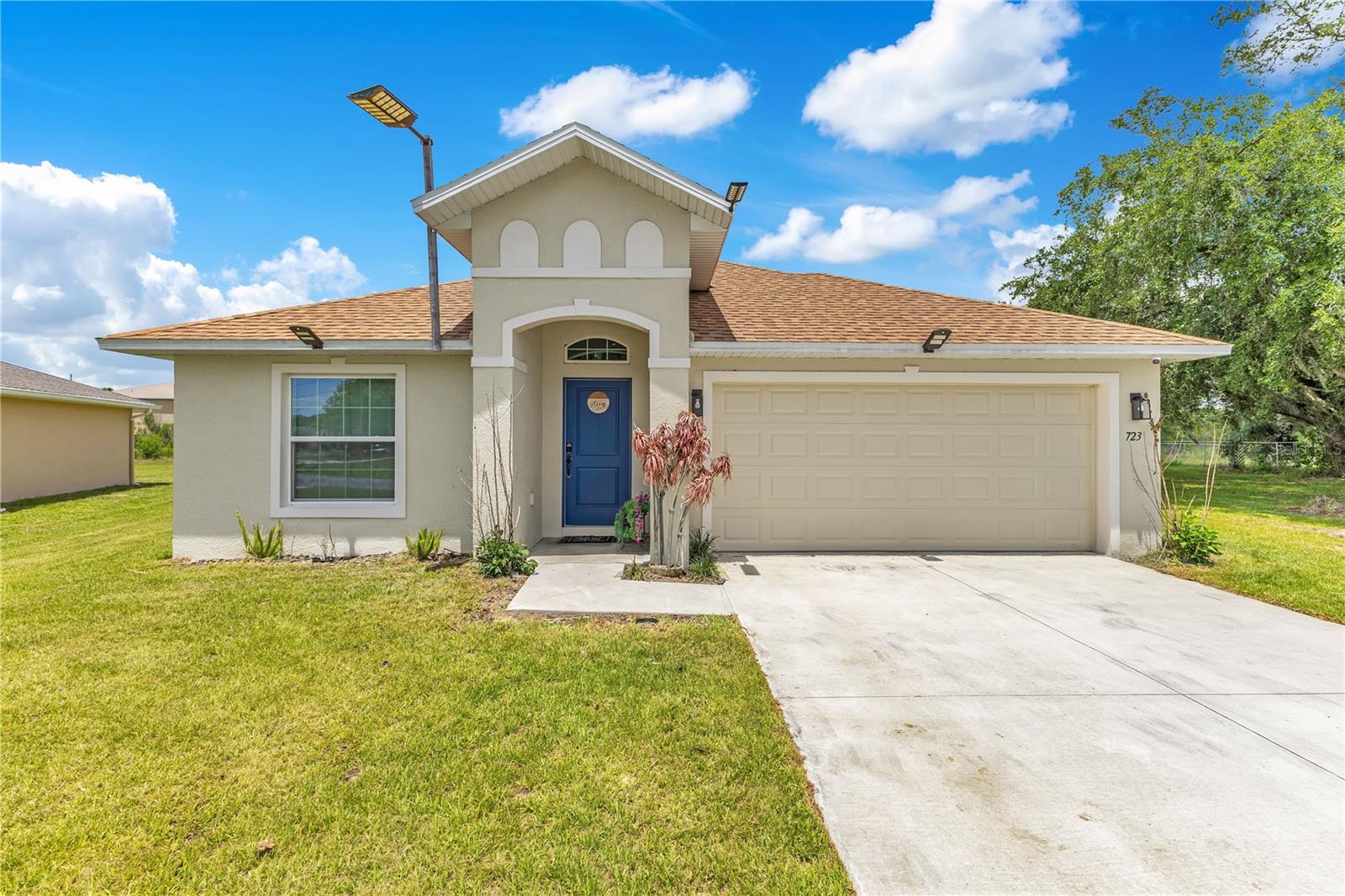 Photo of 723 ROBIN COURT KISSIMMEE FL 34759