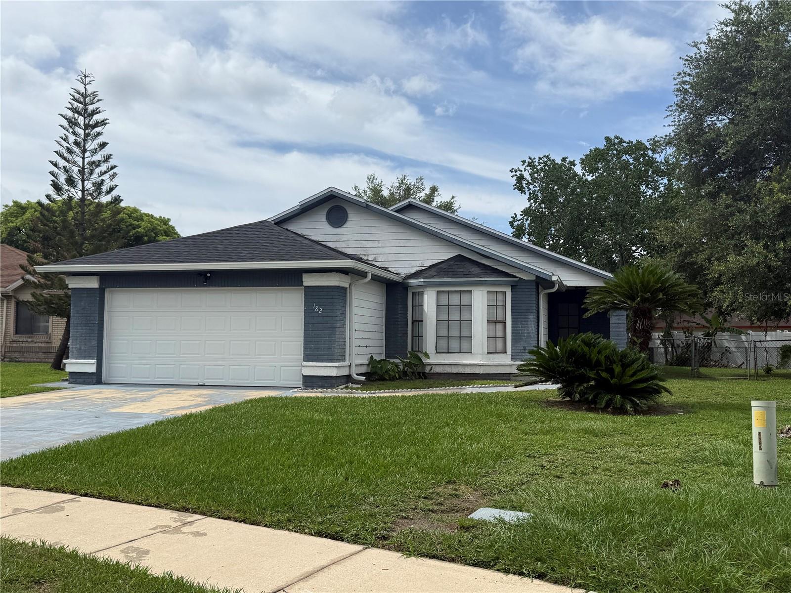 Photo of 182 PINEWOOD CIRCLE KISSIMMEE FL 34743