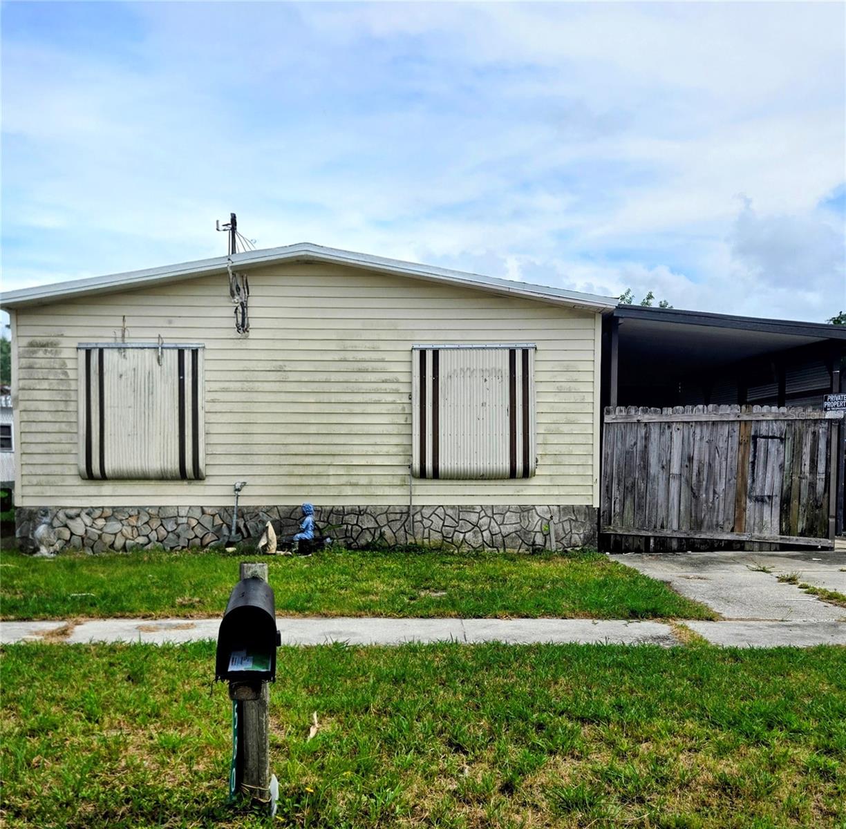 Photo of 2580 CHATHAM WAY PALM BAY FL 32905