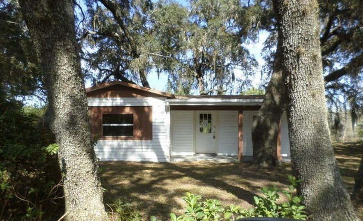 Photo of 106 PENNSYLVANIA AVENUE POMONA PARK FL 32181
