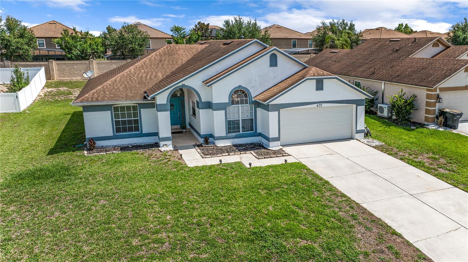 Photo of 437 VIA DEL SOL DRIVE DAVENPORT FL 33896