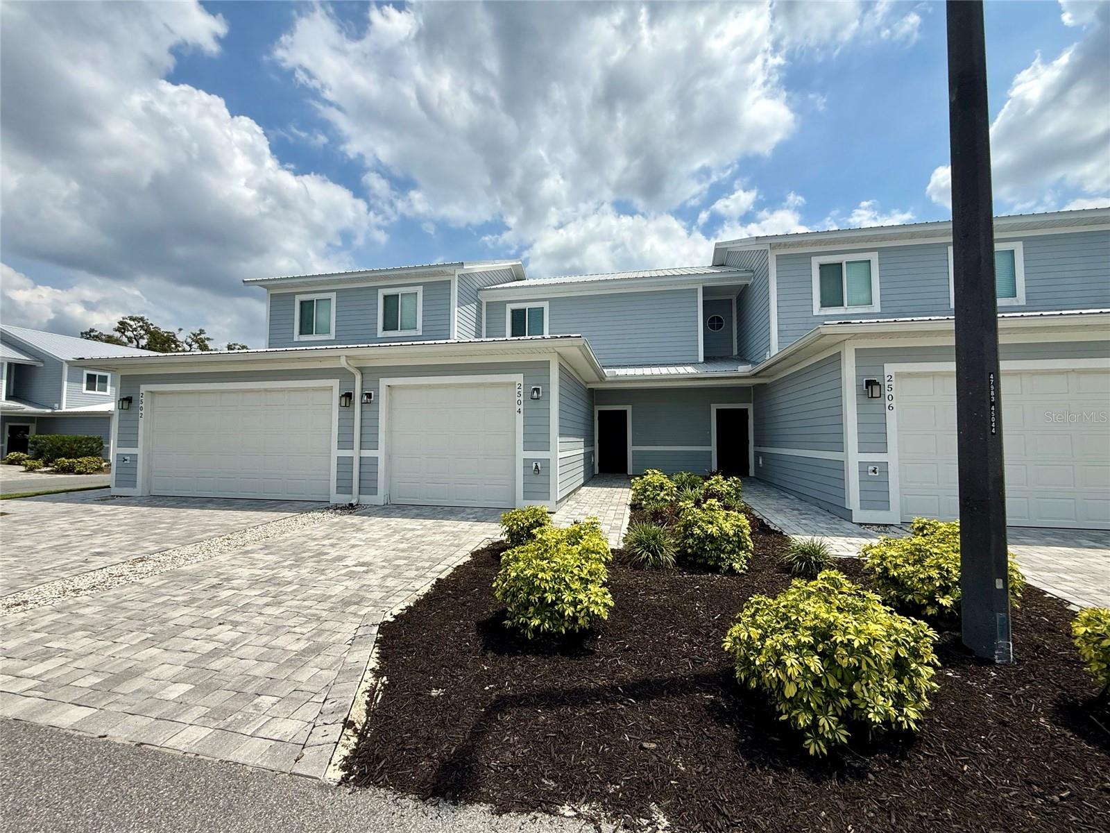 Photo of 2430 WILLOW WAY WINTER HAVEN FL 33881