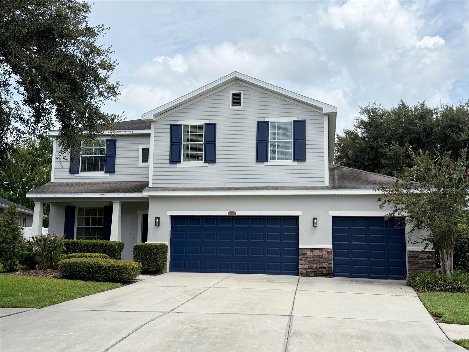 Photo of 12236 FAIRLAWN DRIVE RIVERVIEW FL 33579