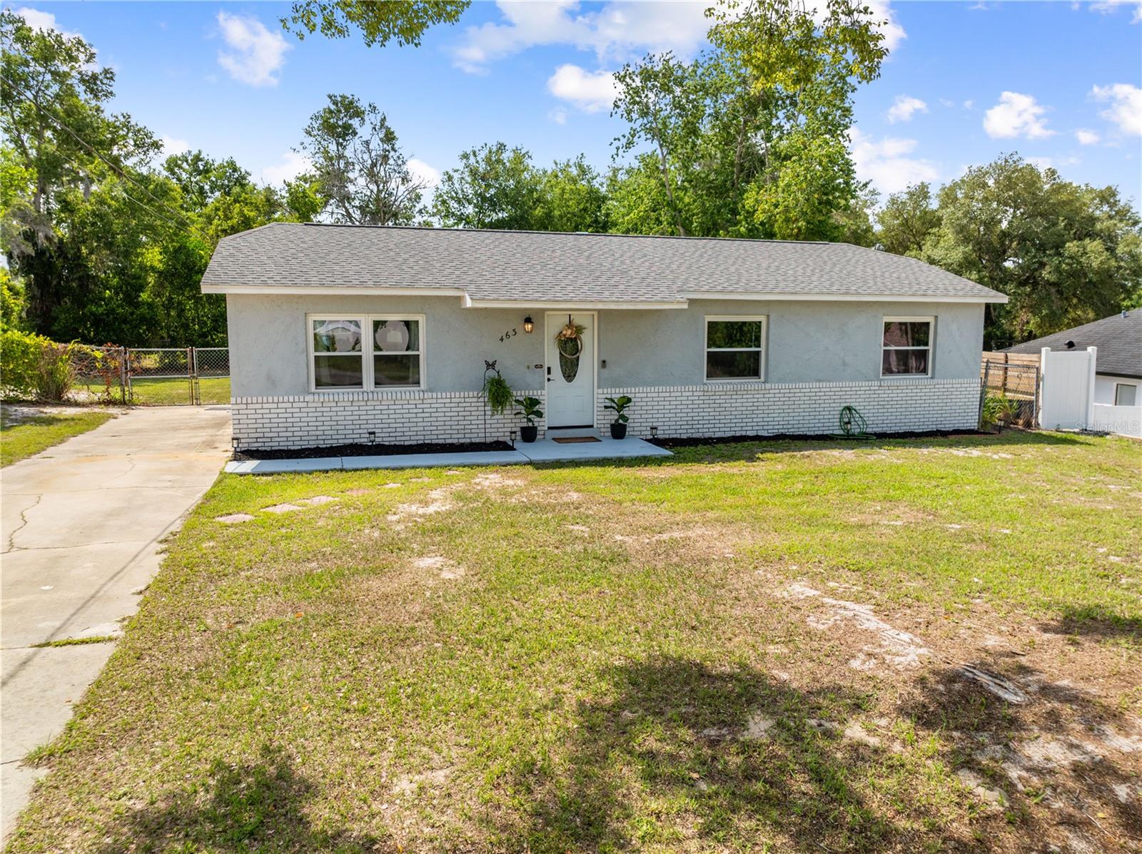 Photo of 463 CHESTNUT COURT DELTONA FL 32725