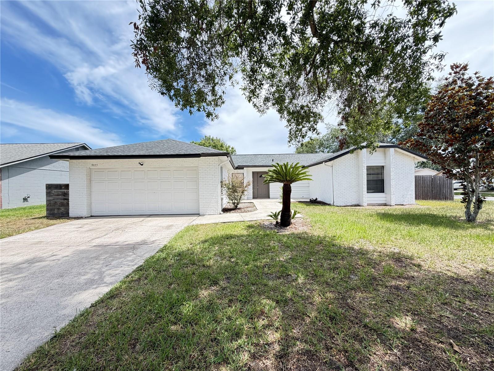 Photo of 9923 CASTLETON STREET ORLANDO FL 32817