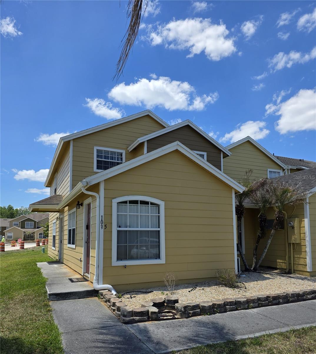 Photo of 103 COCONUT PALM WAY DAVENPORT FL 33897