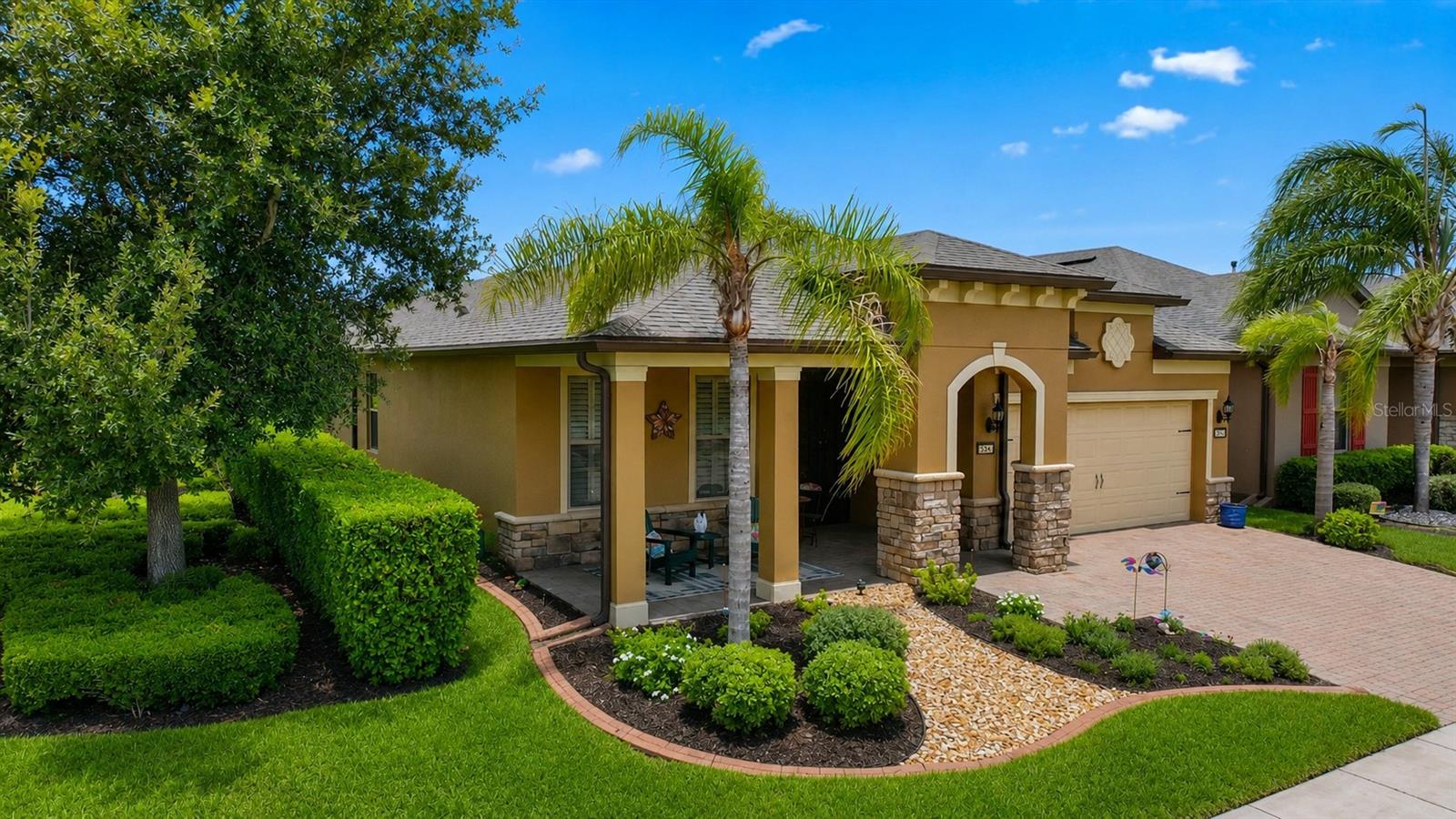 Photo of 556 ZAMORA WAY DAVENPORT FL 33837