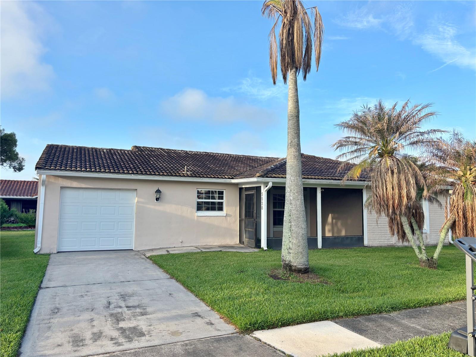 Photo of 5528 MINUTE MAN COURT ORLANDO FL 32821