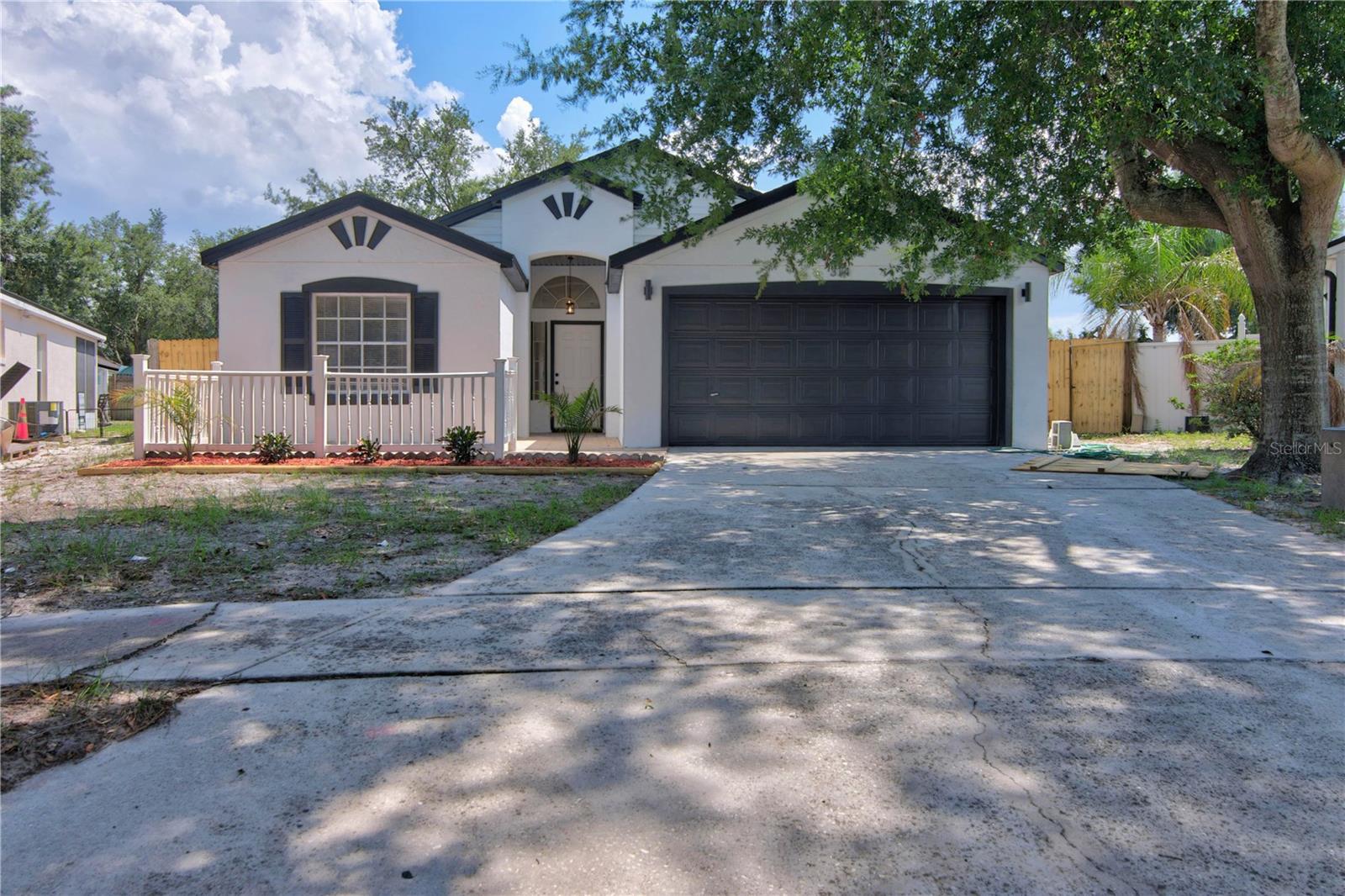 Photo of 314 RIDGE COURT APOPKA FL 32712