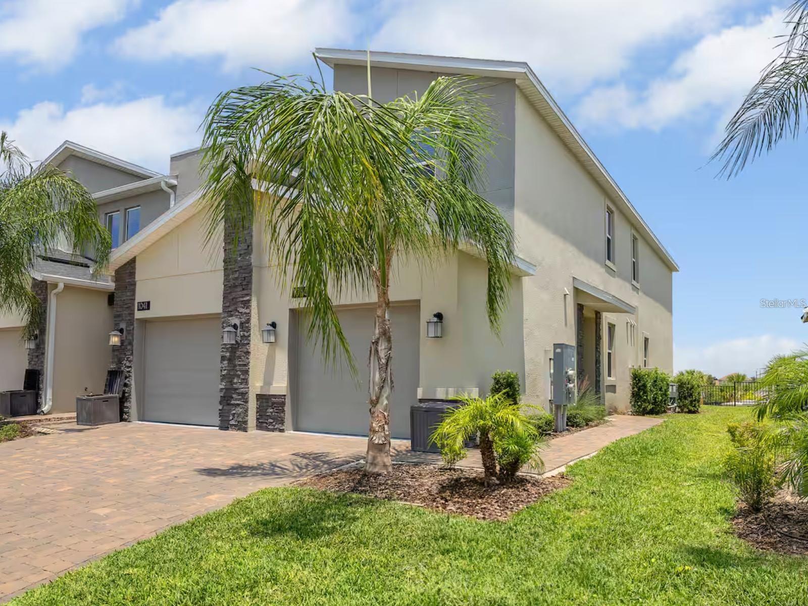 Photo of 1043 SPLASH SHOT PLACE #2002 DAVENPORT FL 33896