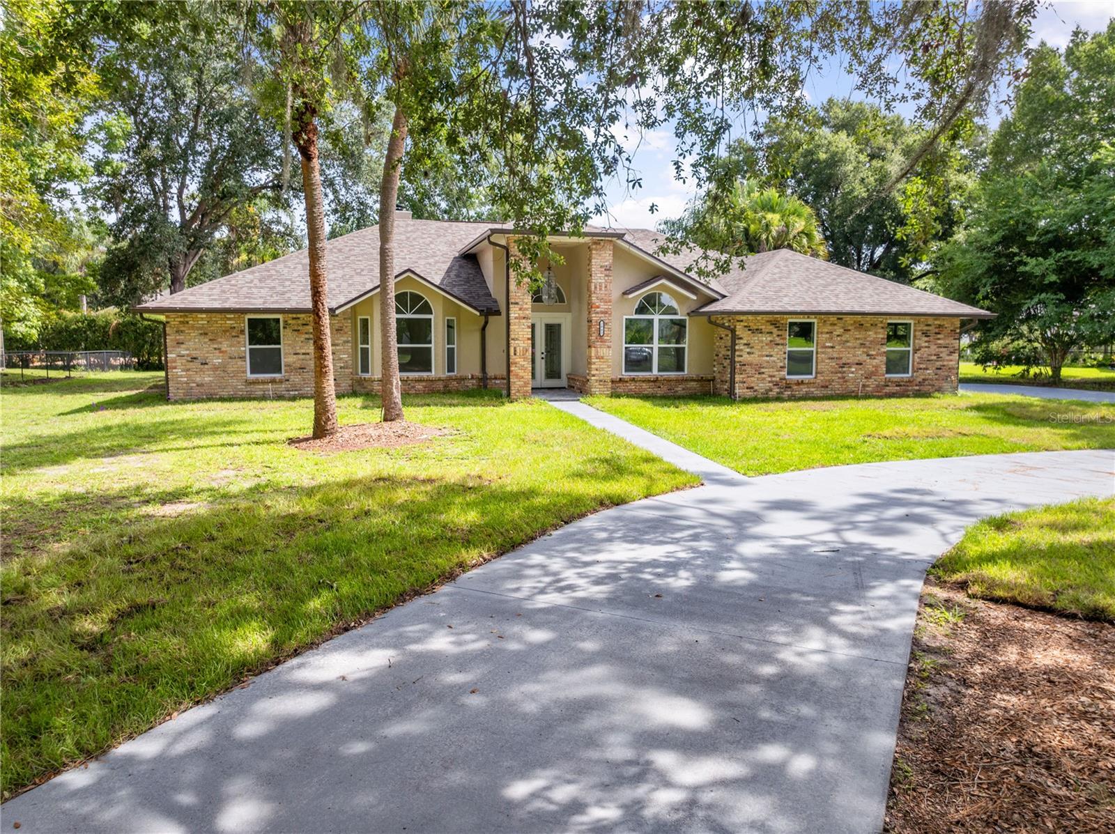 Photo of 2082 CAMELOT BOULEVARD ST CLOUD FL 34772