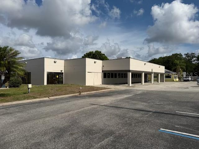 Photo of 576 N SEMORAN BOULEVARD ORLANDO FL 32807