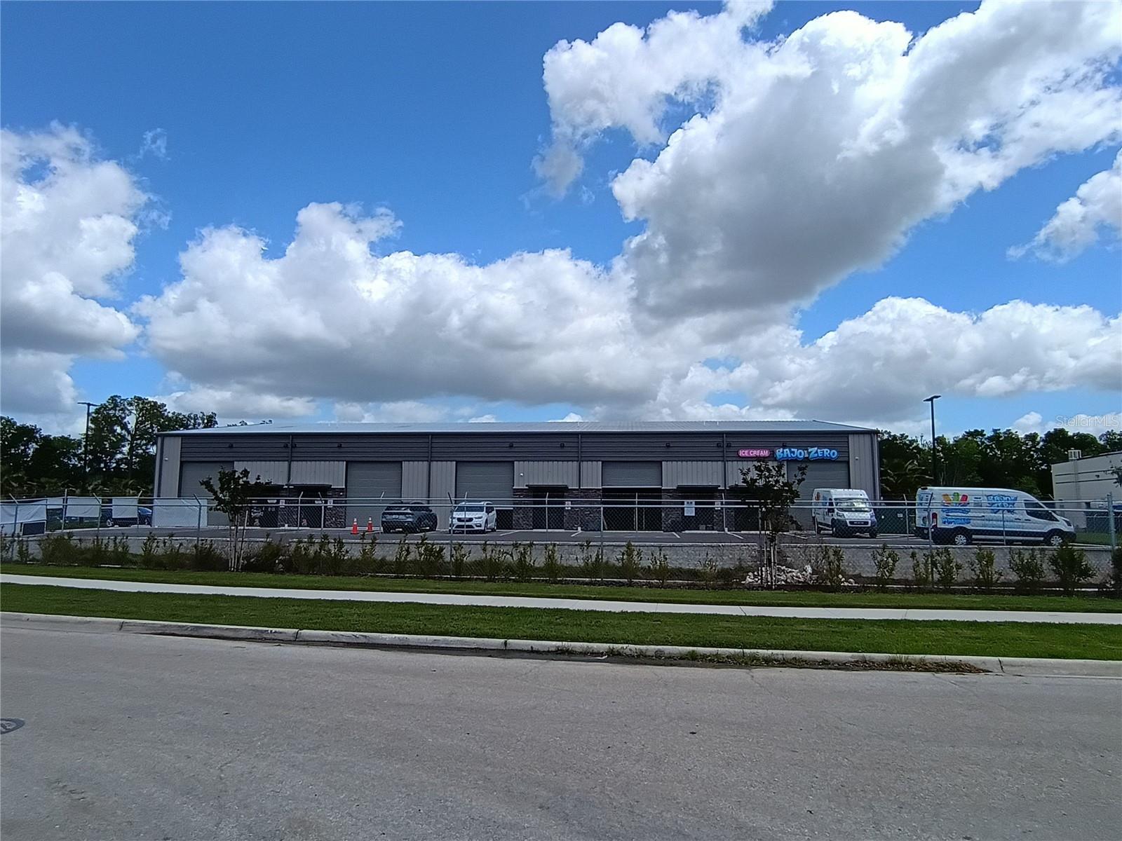 Photo of 1800 CORPORATE CENTER LANE PLANT CITY FL 33563