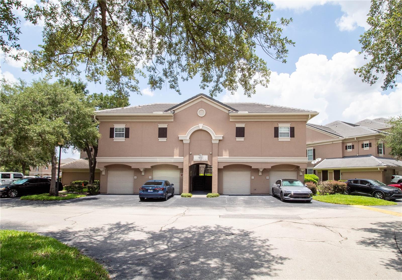 Photo of 14327 FREDRICKSBURG DRIVE #1601 ORLANDO FL 32837