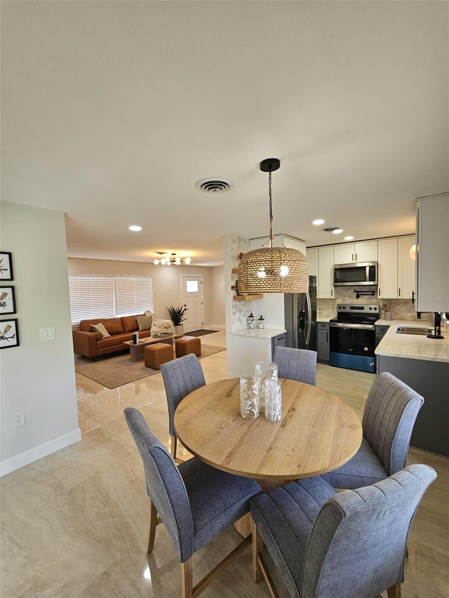 Photo of 460 CREEK LANE DRIVE ENGLEWOOD FL 34223