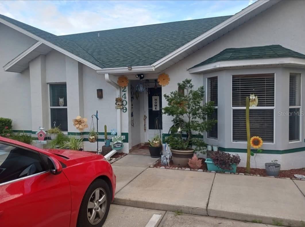 Photo of 2409 MING COURT KISSIMMEE FL 34744