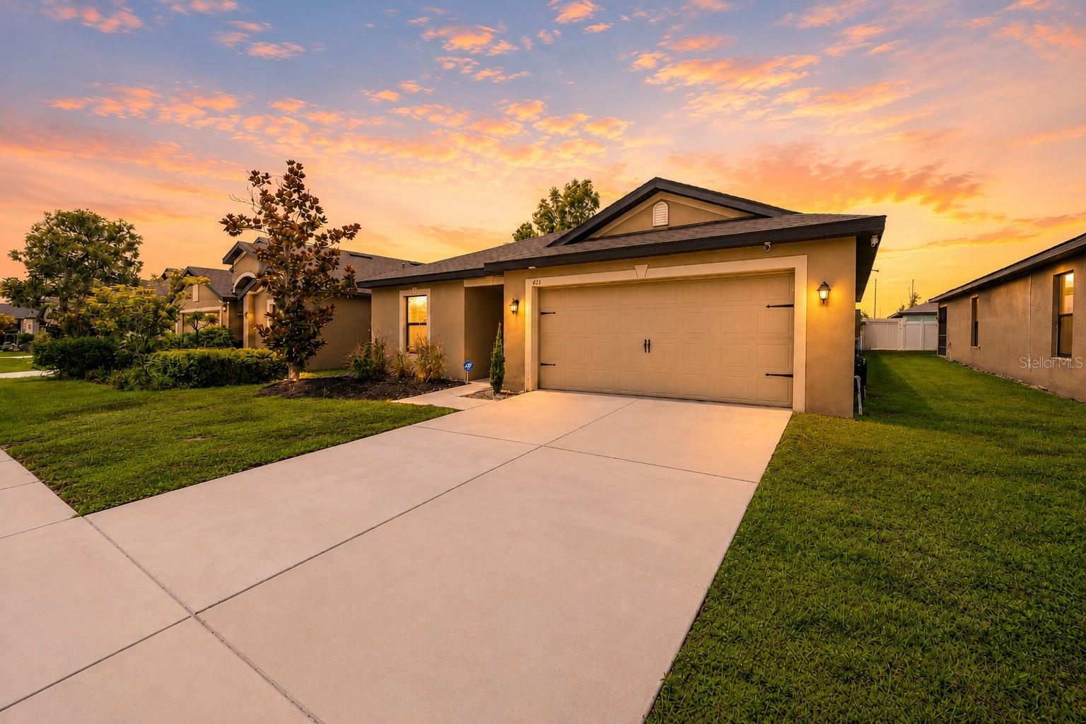 Photo of 621 CHATHAM WALK DRIVE RUSKIN FL 33570