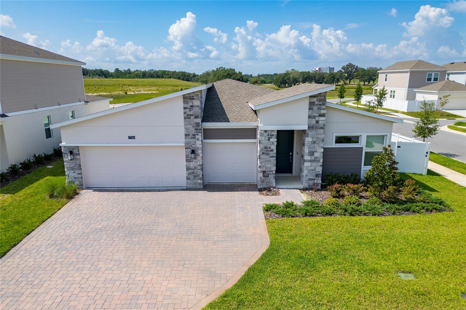 Photo of 1744 RIDER RAIN LANE APOPKA FL 32703