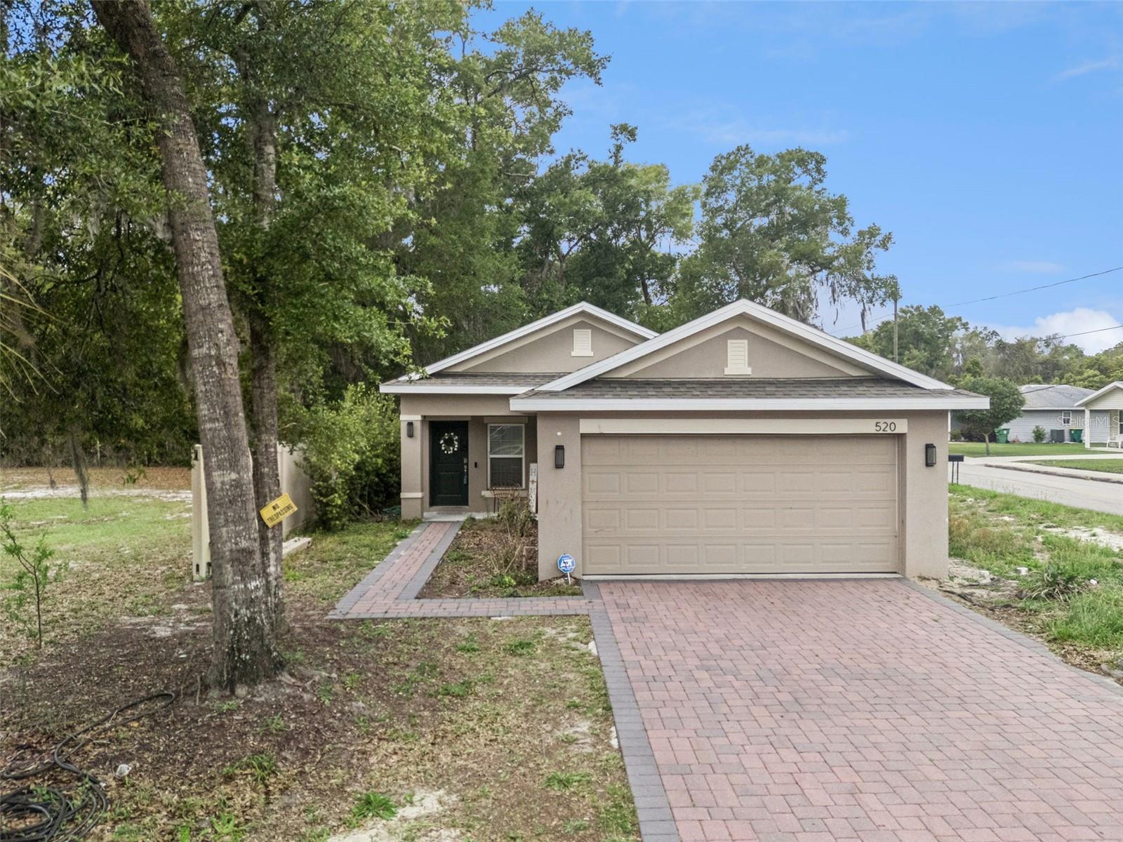 Photo of 520 S KENTUCKY AVENUE DELAND FL 32724