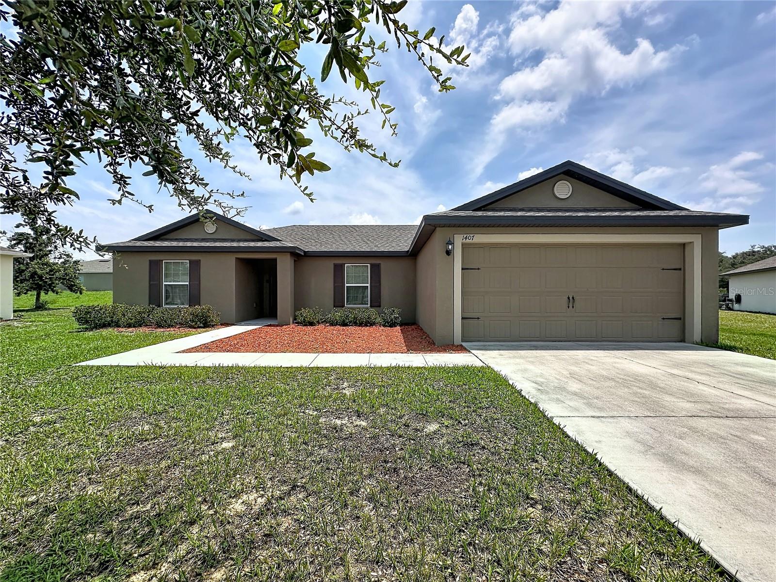 Photo of 1407 HILLSBOROUGH WAY POINCIANA FL 34759
