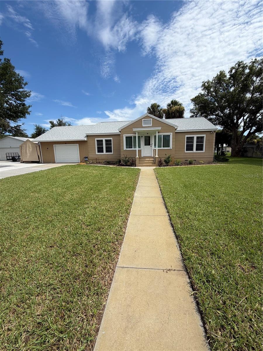 Photo of 207 E HALIFAX AVENUE OAK HILL FL 32759