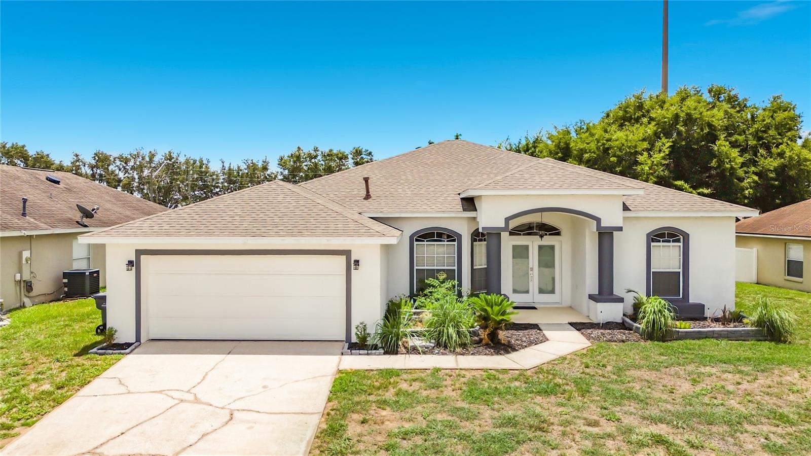 Photo of 957 VIA BIANCA DRIVE DAVENPORT FL 33896