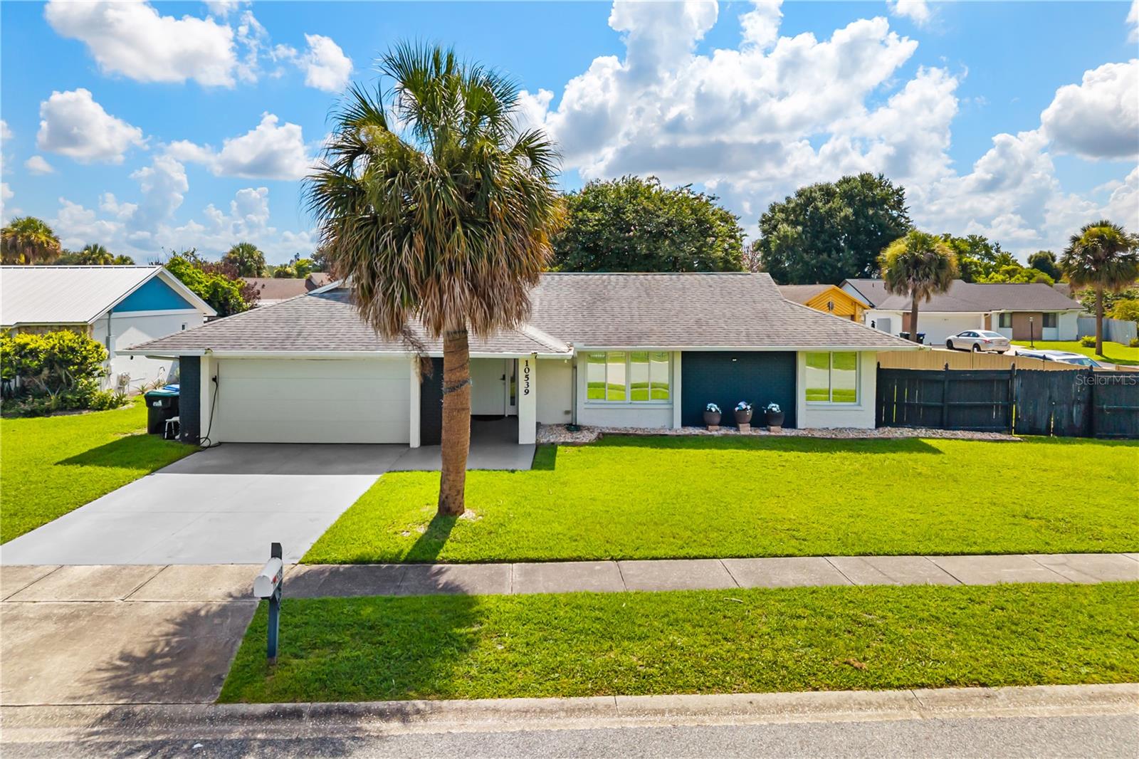 Photo of 10539 WOODWAY DRIVE ORLANDO FL 32837