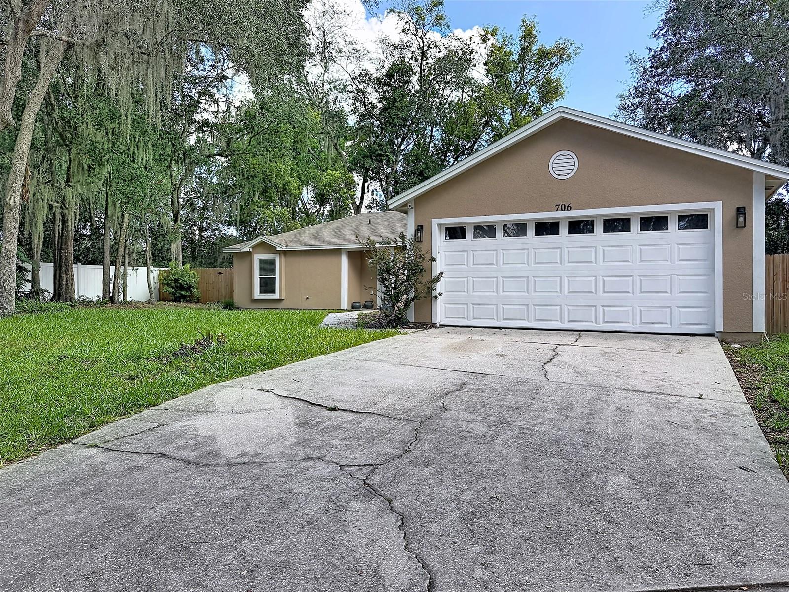 Photo of 706 OLD CREEK COURT SANFORD FL 32773