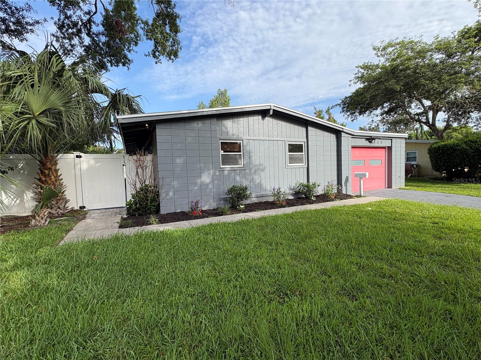 Photo of 885 CARNATION DRIVE WINTER PARK FL 32792