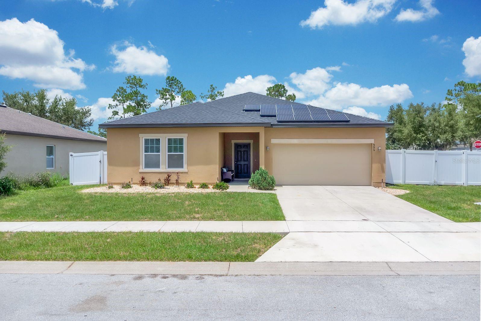 Photo of 996 JOYCE ROAD LAKE WALES FL 33853