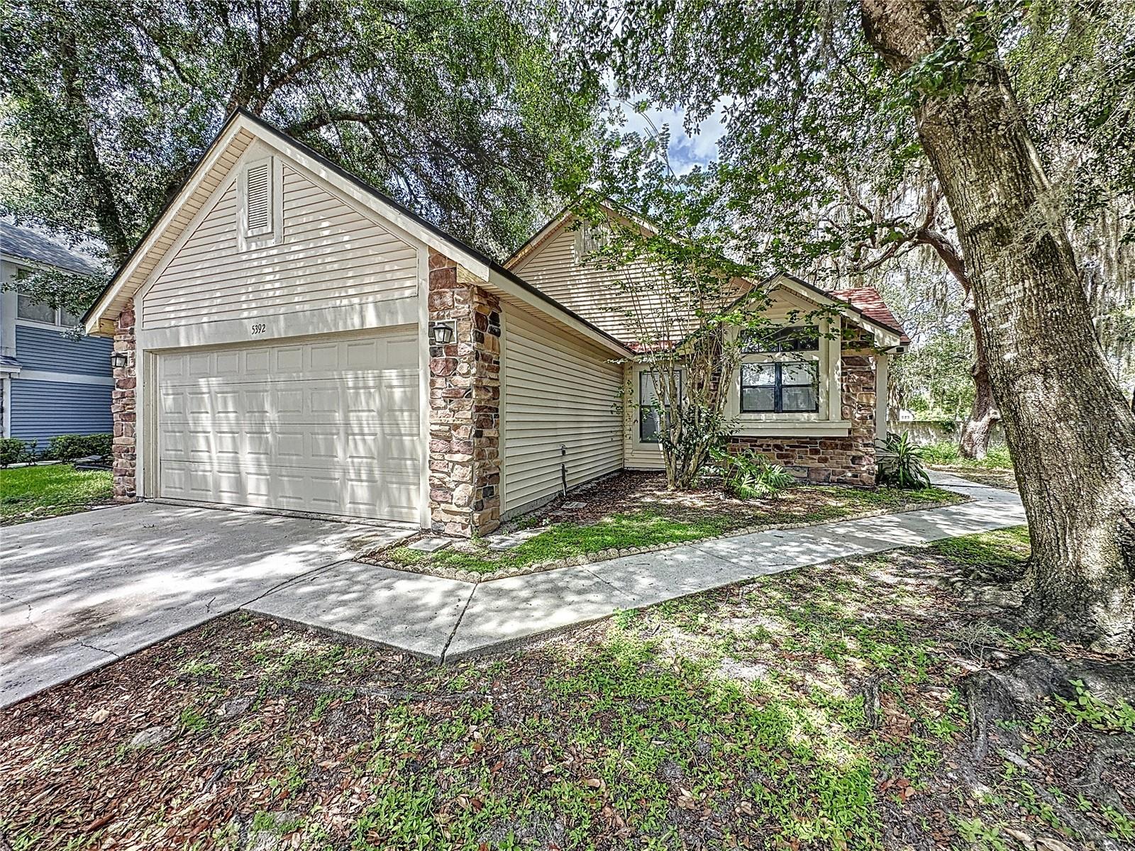 Photo of 5392 ROCKING HORSE PLACE OVIEDO FL 32765