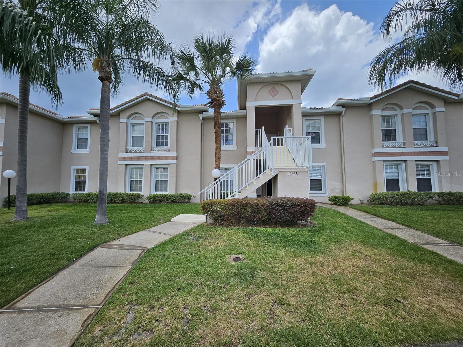 Photo of 13438 FAIRWAY GLEN DRIVE #202 ORLANDO FL 32824