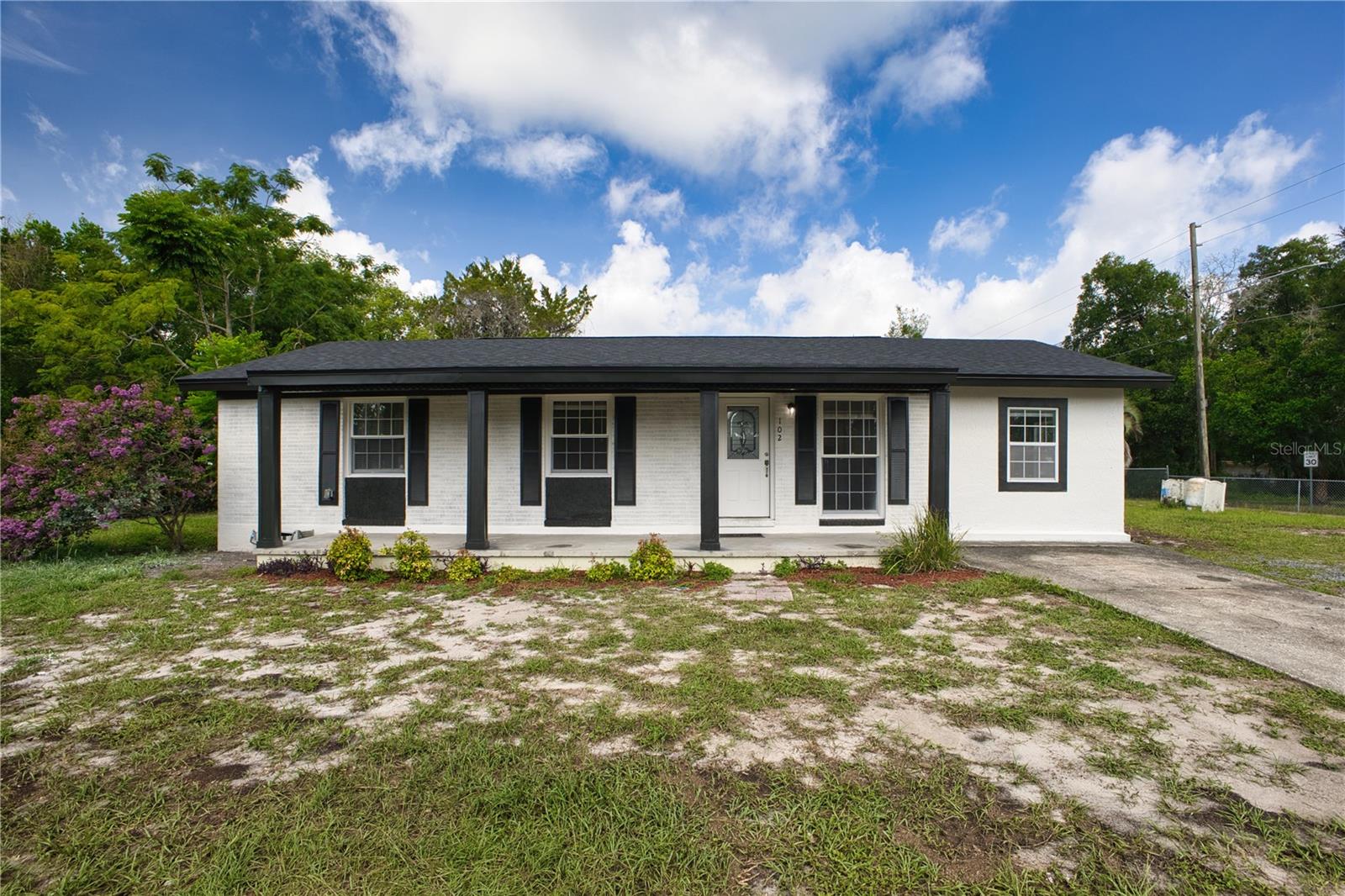 Photo of 102 AMIGOS ROAD DEBARY FL 32713