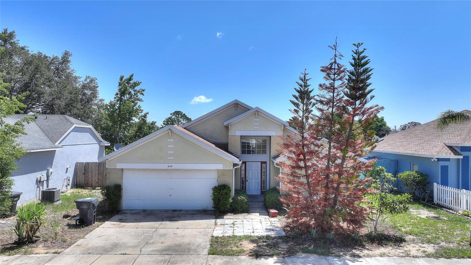 Photo of 844 BERWICK DR DAVENPORT FL 33897