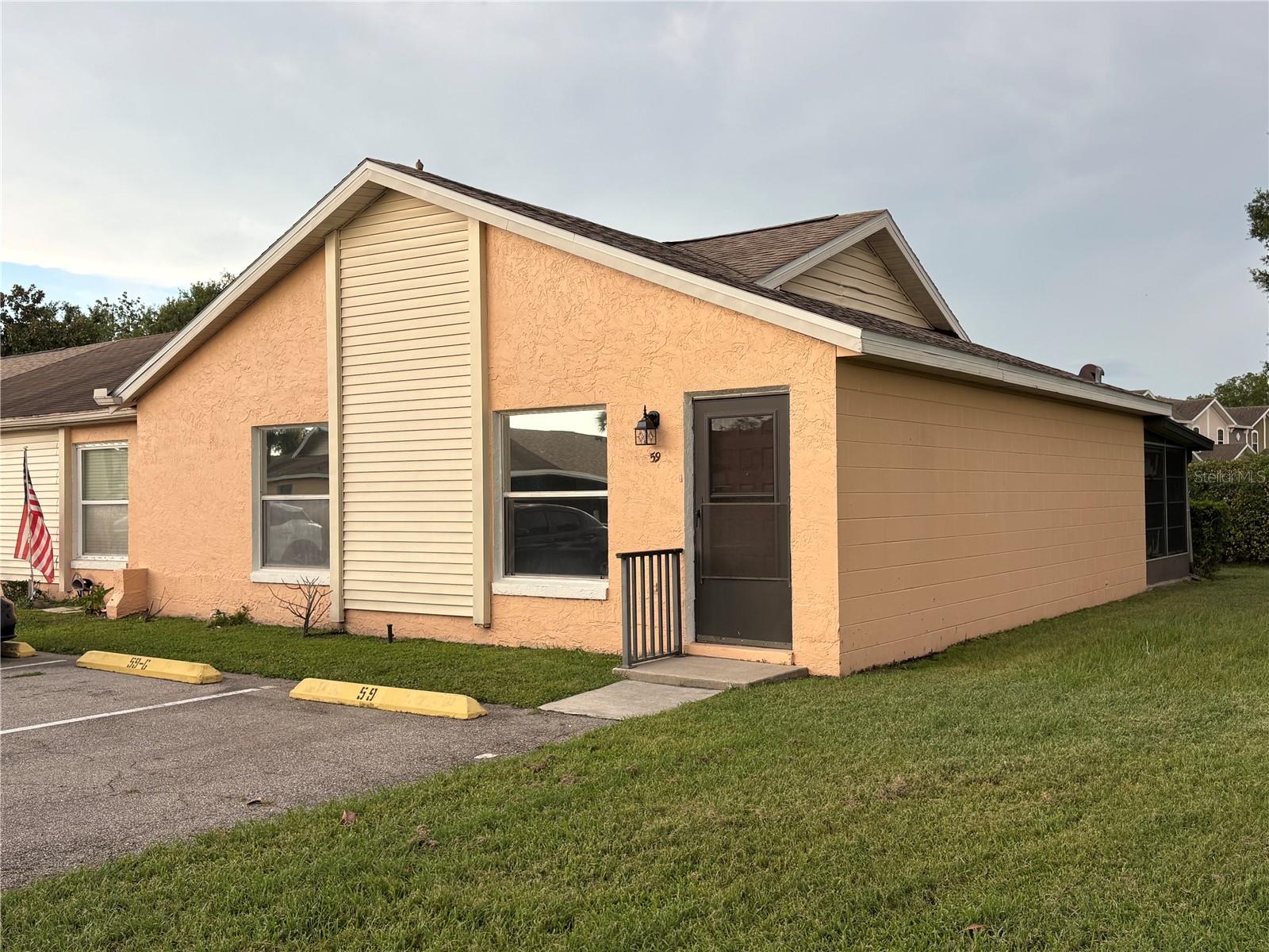 Photo of 59 E COUNTRY COVE KISSIMMEE FL 34743