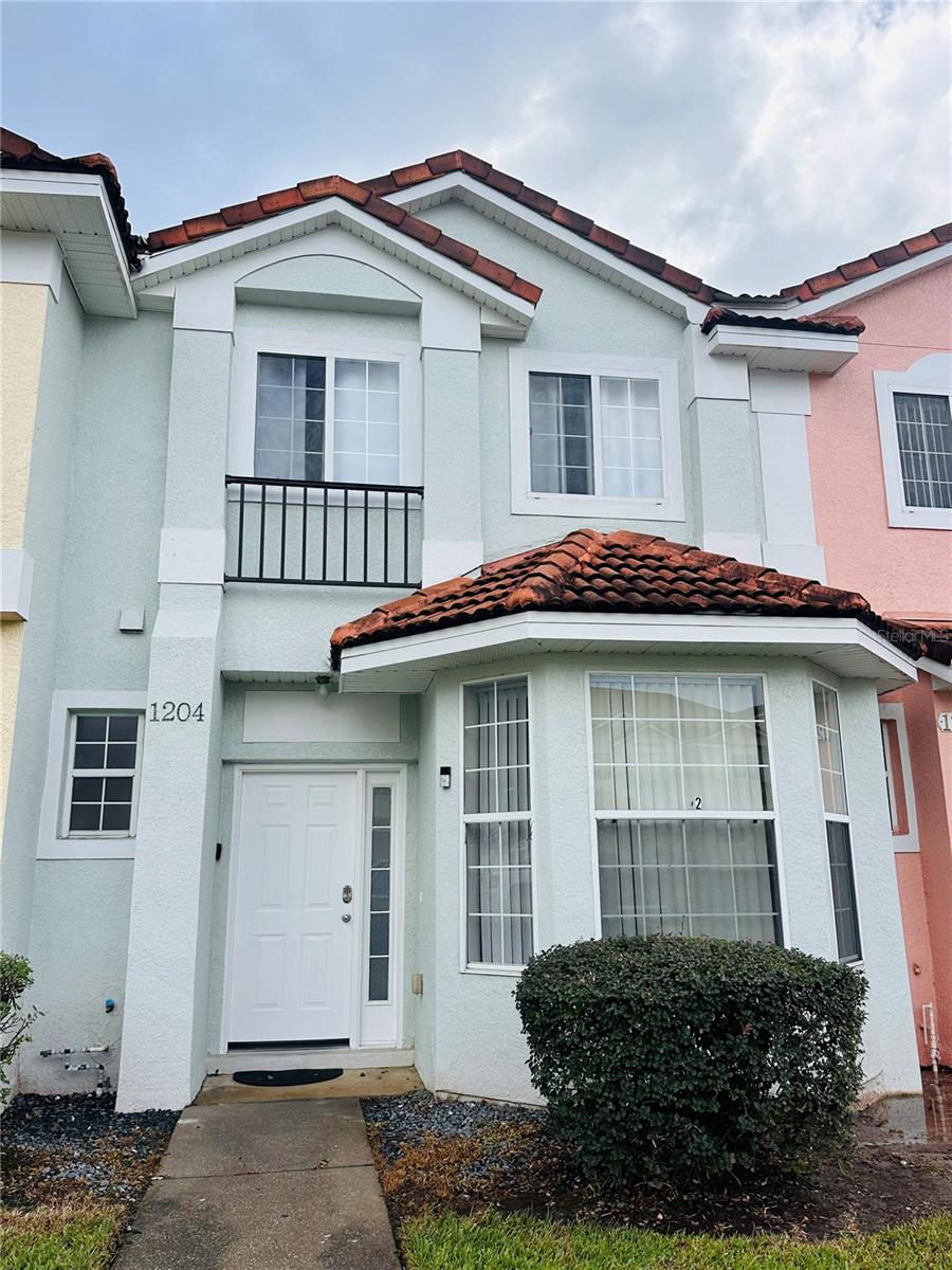 Photo of 1204 S BEACH CIR KISSIMMEE FL 34746