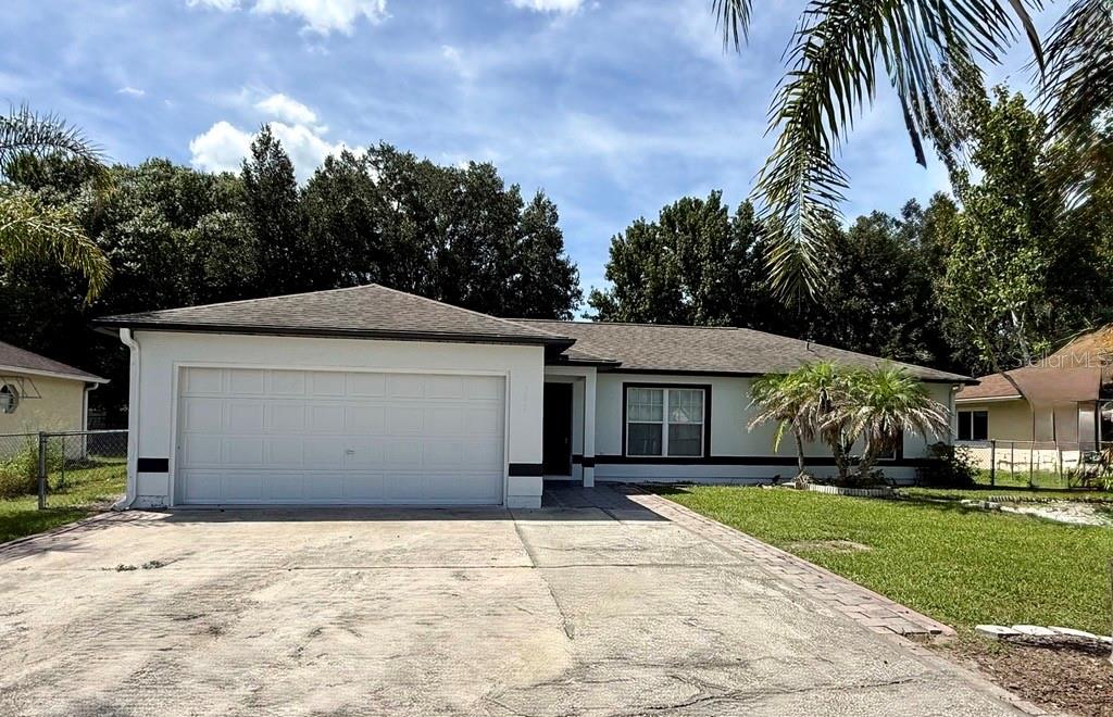 Photo of 305 COLONADE COURT KISSIMMEE FL 34758